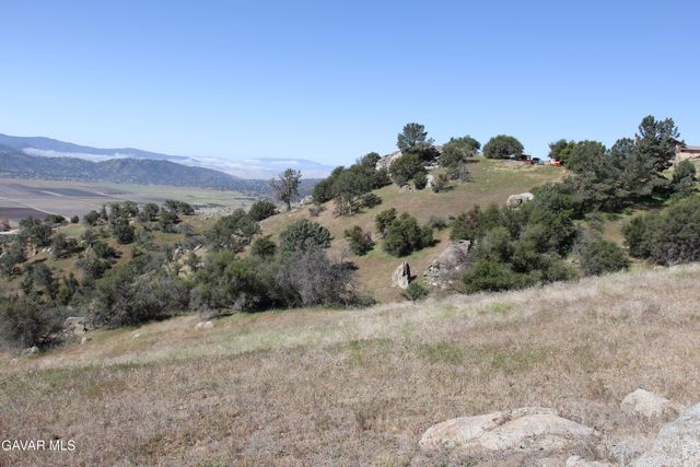 26540 Skyline Drive, Tehachapi, CA 93561