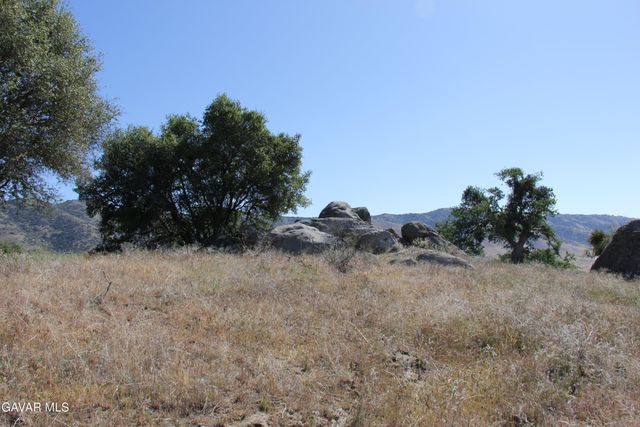 26540 Skyline Drive, Tehachapi, CA 93561