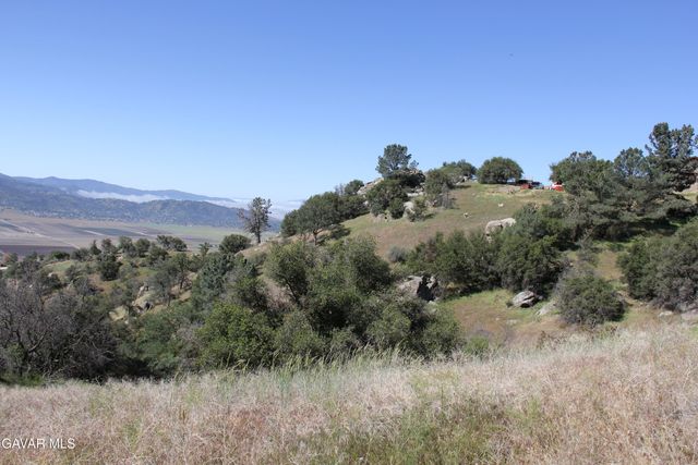 26540 Skyline Drive, Tehachapi, CA 93561