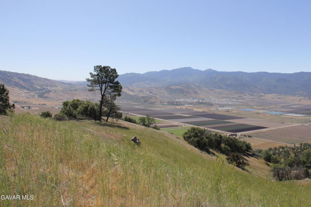 26540 Skyline Drive, Tehachapi, CA 93561