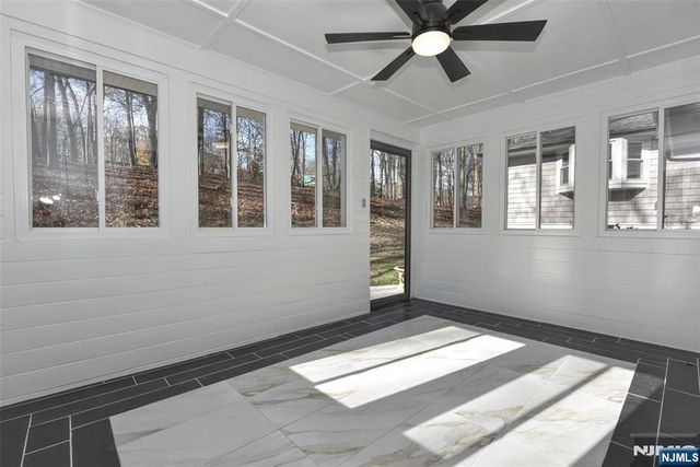 28 Overlook Road, Saddle River, NJ 07458