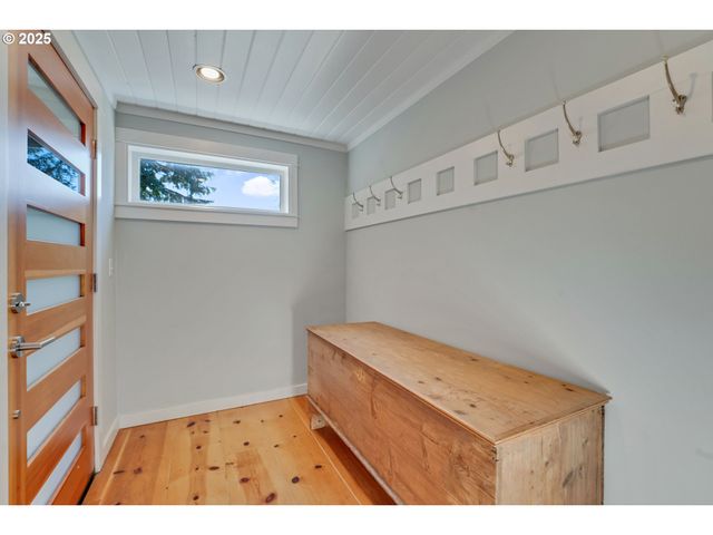 333 VOSBURG St, Wheeler, OR 97147