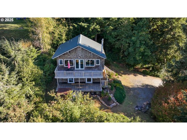 333 VOSBURG St, Wheeler, OR 97147