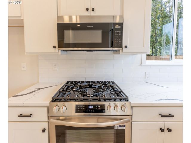 4515 Se 79TH Ave, Portland, OR 97206