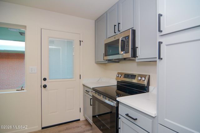 3022 E 6th Street, Tucson, AZ 85716