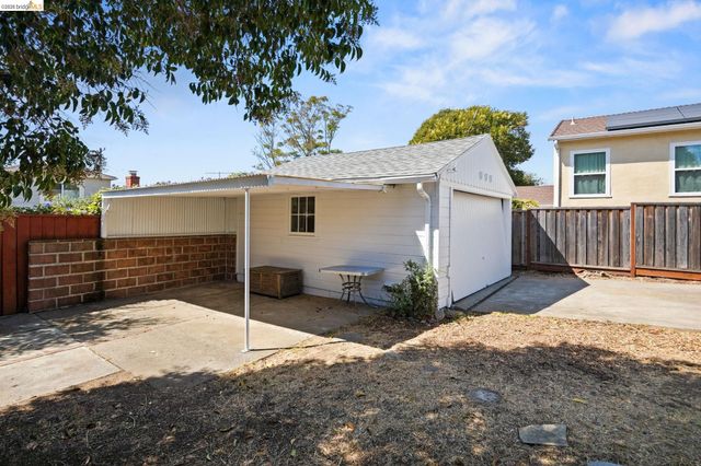 229 Ramona Ave, El Cerrito, CA 94530