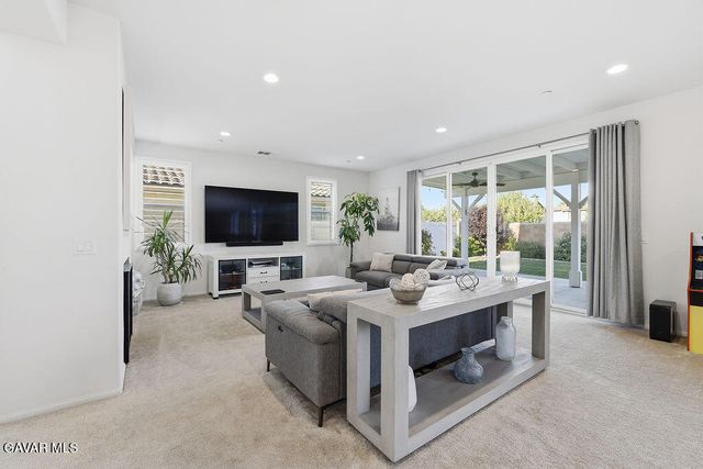 39104 Cocobola Court, Palmdale, CA 93551