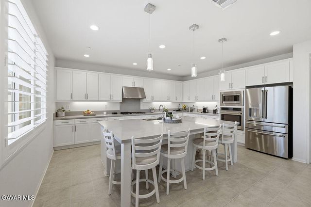 39104 Cocobola Court, Palmdale, CA 93551