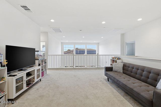 39104 Cocobola Court, Palmdale, CA 93551