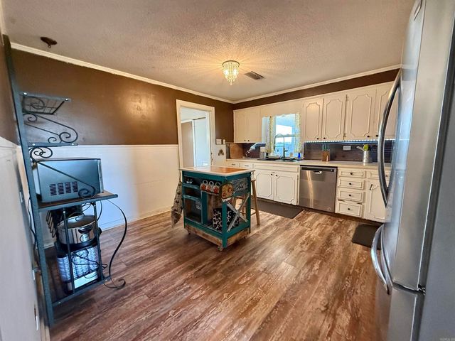 12843 AR Hwy 31 S, England, AR 72046