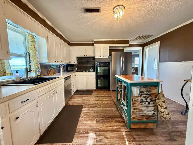 12843 AR Hwy 31 S, England, AR 72046