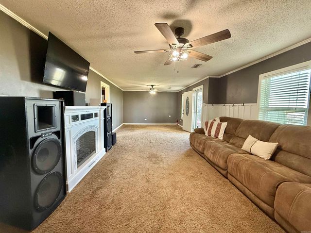 12843 AR Hwy 31 S, England, AR 72046