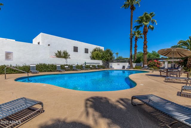 8576 E INDIAN SCHOOL Road UNIT B, Scottsdale, AZ 85251