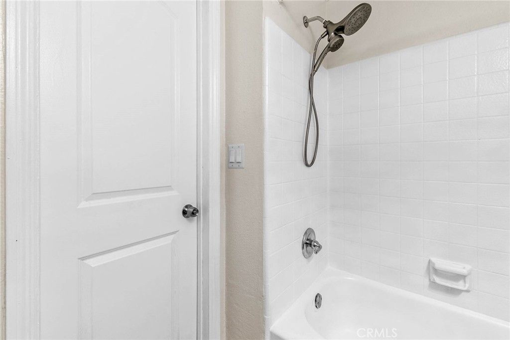 Image 13 of property listing at 3050 S Bristol 1J, Santa Ana, CA 92704
