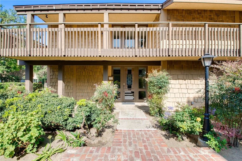 Image 18 of property listing at 3050 S Bristol 1J, Santa Ana, CA 92704