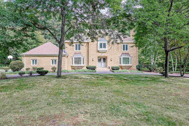33 Indian Rock Road, Nashua, NH 03063