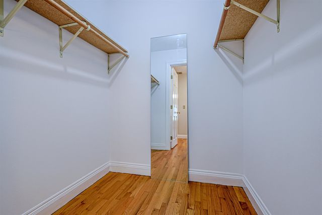 33 Indian Rock Road, Nashua, NH 03063