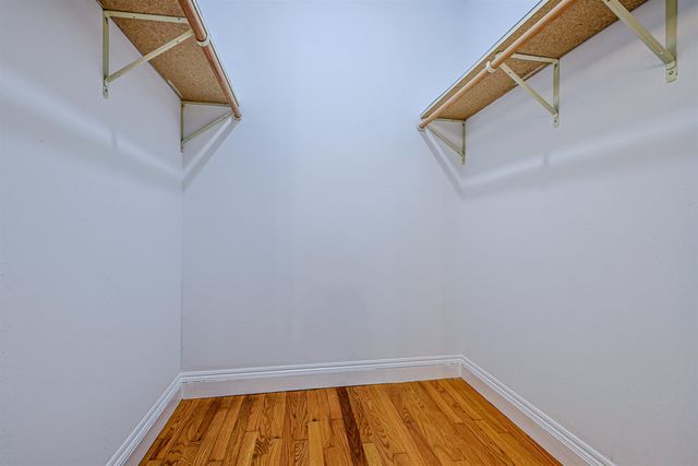 33 Indian Rock Road, Nashua, NH 03063