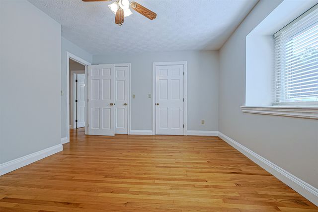 33 Indian Rock Road, Nashua, NH 03063