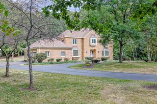 33 Indian Rock Road, Nashua, NH 03063