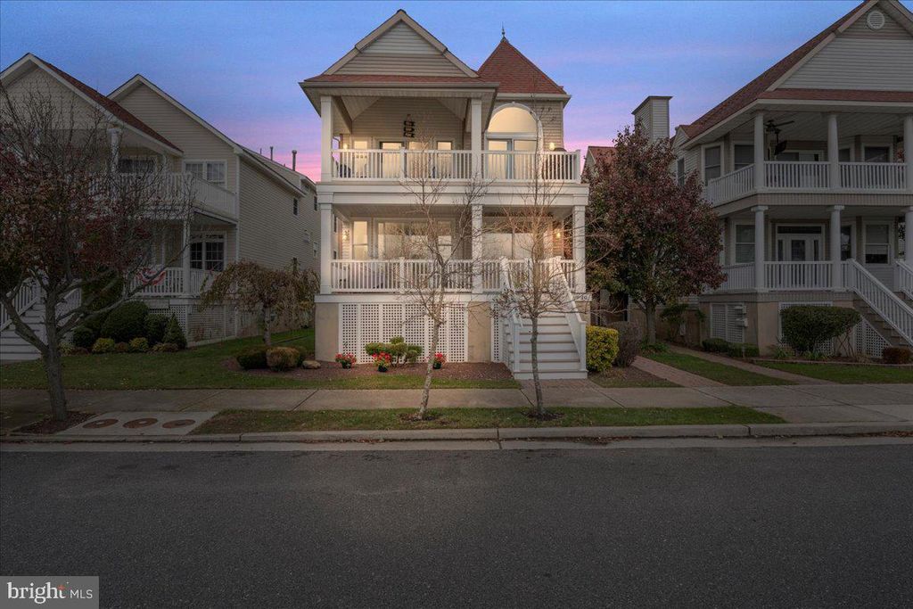 922 SIMPSON AVE #2ND FLOOR, Ocean City, NJ 08226