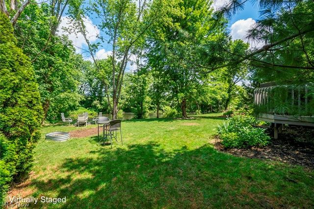 5265 Bringham Drive, Brunswick Hills, OH 44212