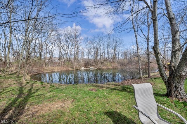 5265 Bringham Drive, Brunswick Hills, OH 44212