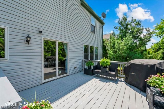 5265 Bringham Drive, Brunswick Hills, OH 44212