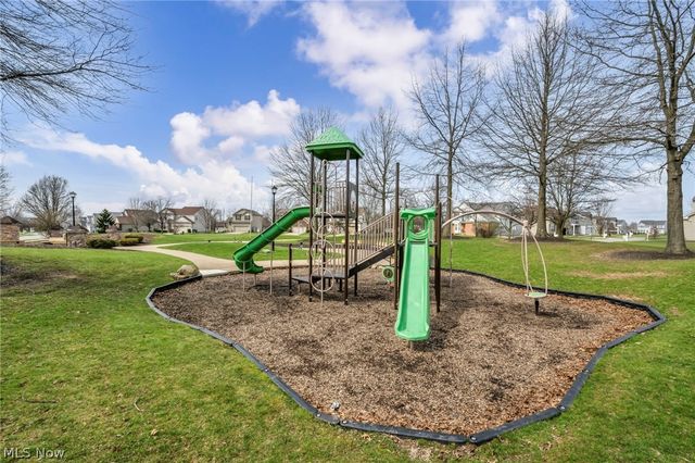 5265 Bringham Drive, Brunswick Hills, OH 44212