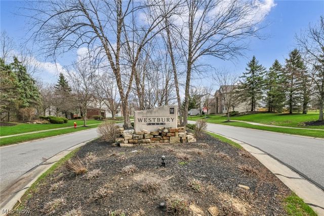 5265 Bringham Drive, Brunswick Hills, OH 44212