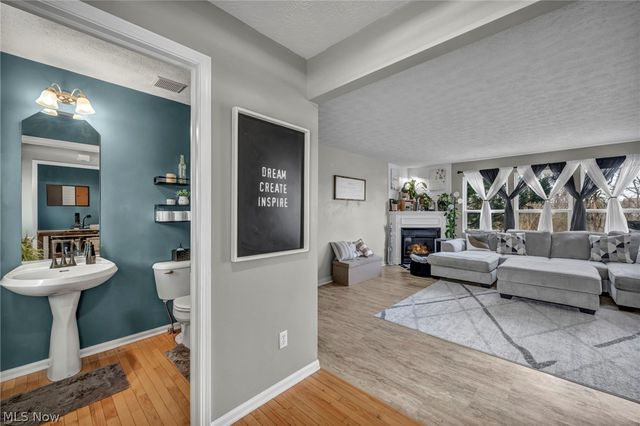 5265 Bringham Drive, Brunswick Hills, OH 44212