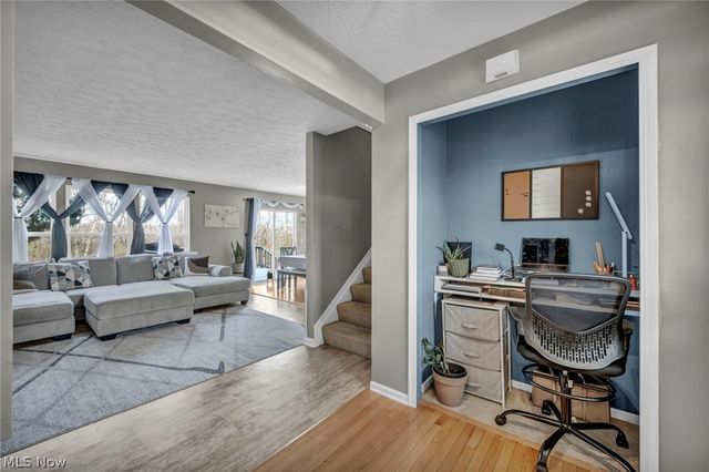 5265 Bringham Drive, Brunswick Hills, OH 44212