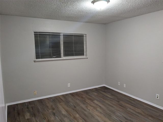 1213 Dobie DR, Austin, TX 78753