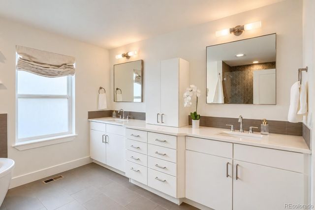 2747 W 25th Avenue, Denver, CO 80211