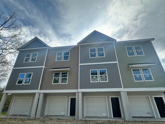 407 Gravy Train Street, Charleston, SC 29414