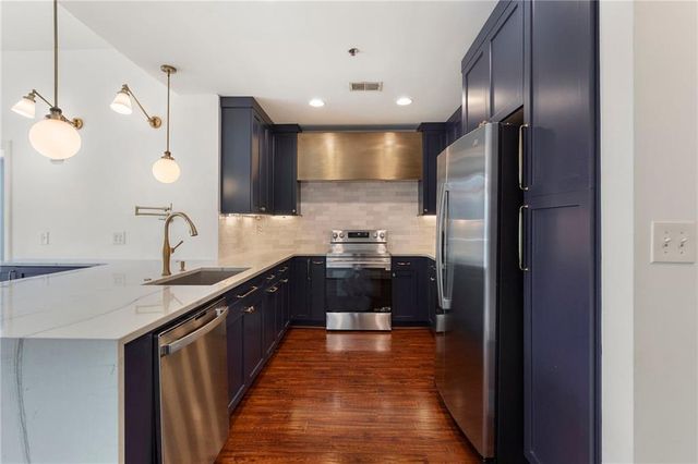 44 Peachtree Place NE 1534, Atlanta, GA 30309