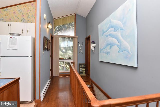 2 SLOAN RD, Harbeson, DE 19951