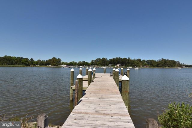 2 SLOAN RD, Harbeson, DE 19951