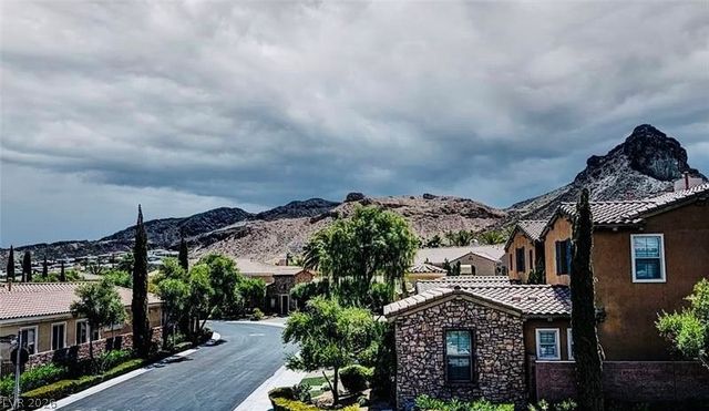 55 Contrada Fiore Drive, Henderson, NV 89011