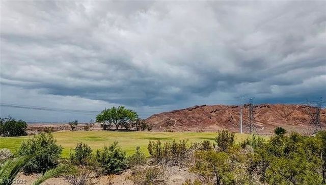 55 Contrada Fiore Drive, Henderson, NV 89011