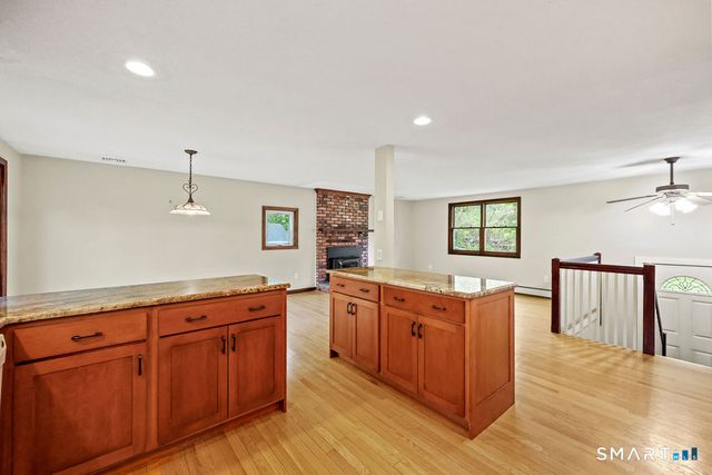 36 Freedom Drive, Canton, CT 06019