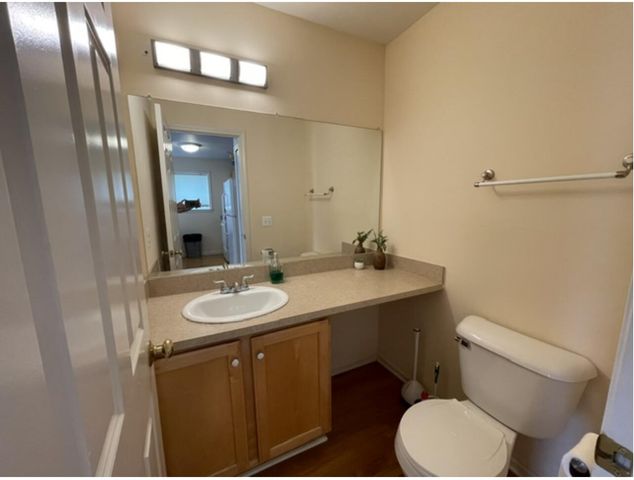 2806 Barclay Way, Ann Arbor, MI 48105