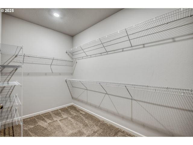 6443 Se 22ND St, Gresham, OR 97080