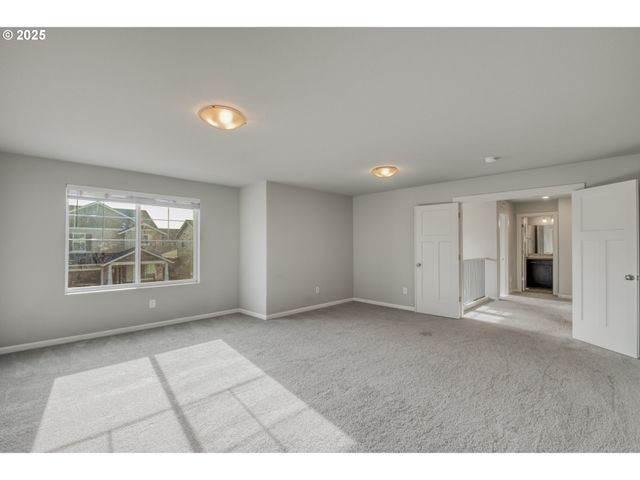 6443 Se 22ND St, Gresham, OR 97080