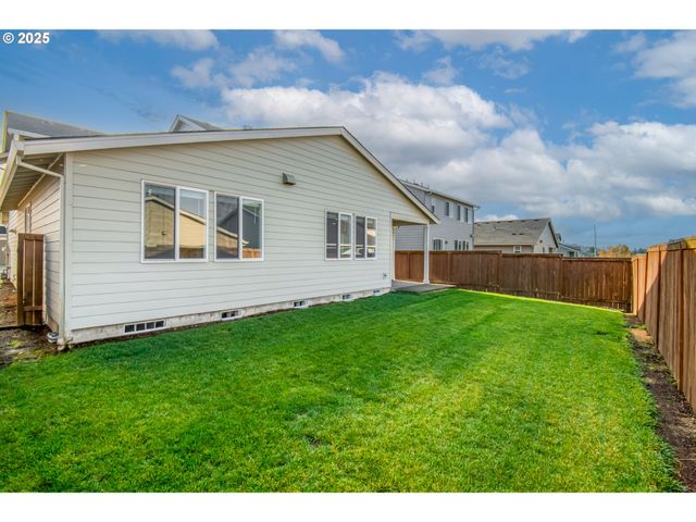 6443 Se 22ND St, Gresham, OR 97080