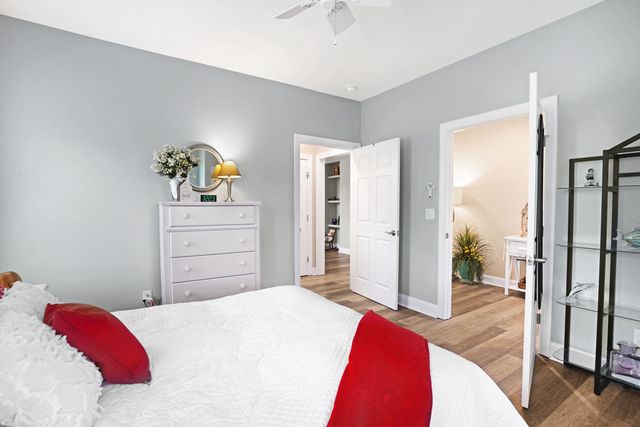 1058 Eagle Crest LN, Moneta, VA 24121