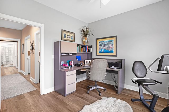 1058 Eagle Crest LN, Moneta, VA 24121