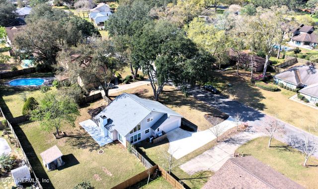 287 GLENEAGLES Drive, Orange Park, FL 32073