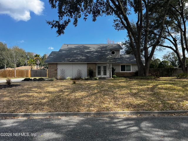287 GLENEAGLES Drive, Orange Park, FL 32073