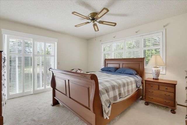 16067 Langley Pl, Grass Valley, CA 95946